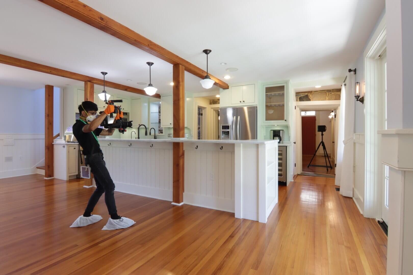 first_aboutus_section_picture